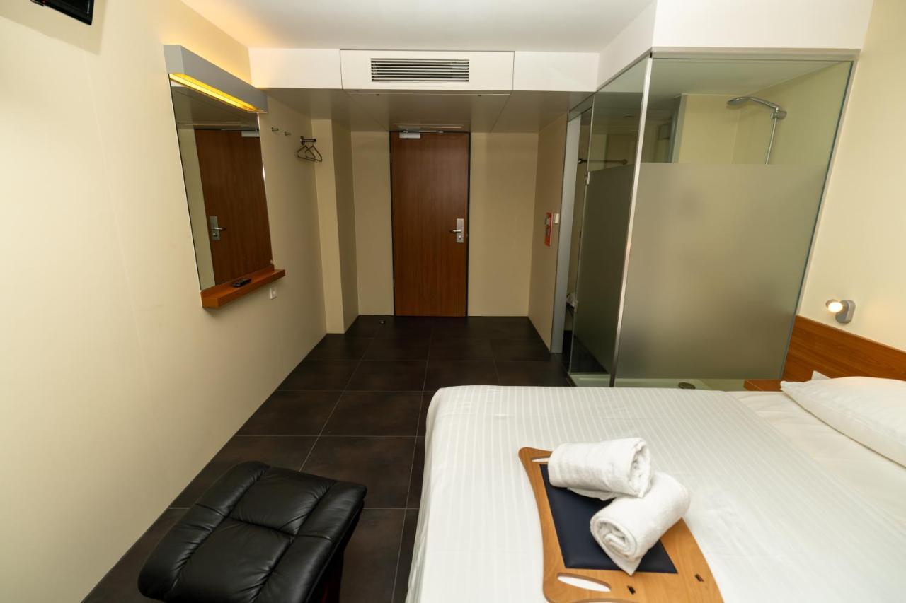 Hotel Duesseldorfer Hof 프랑크푸르트 외부 사진